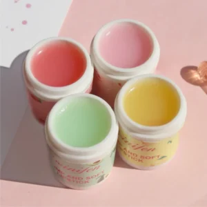 1PC Fruit Flavor, Hydrates, Nourishes, and Soothes Dry, Chapped Lips with A Long-lasting Lip Balm Suitable for Daily Use